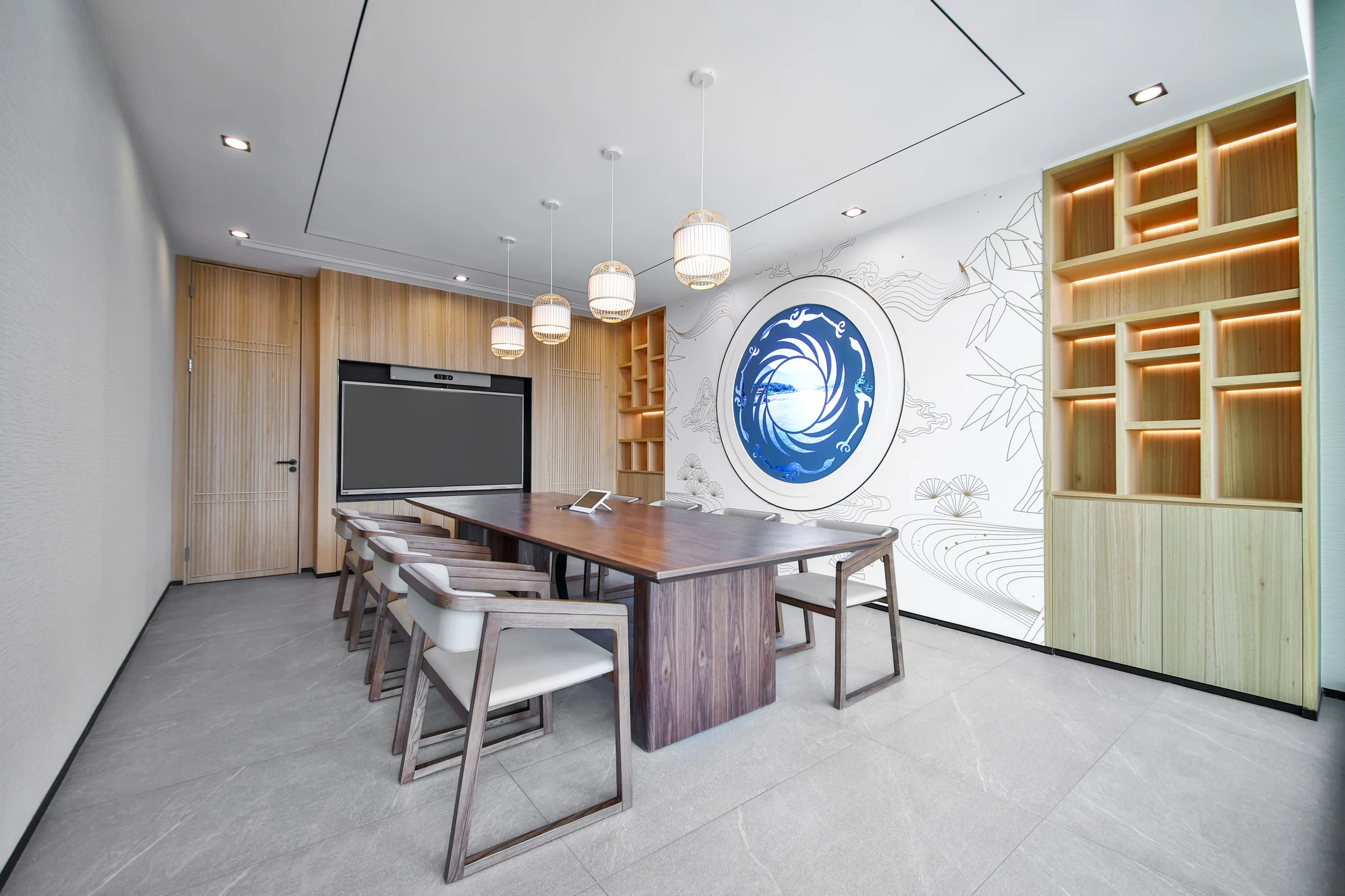 Refined private meeting space for project consultations